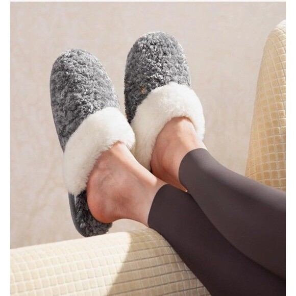Slippers Cute Memory Foam Fuzzy House Bedroom Womens 7-8 Grey Comfy Cozy - Picture 2 of 7